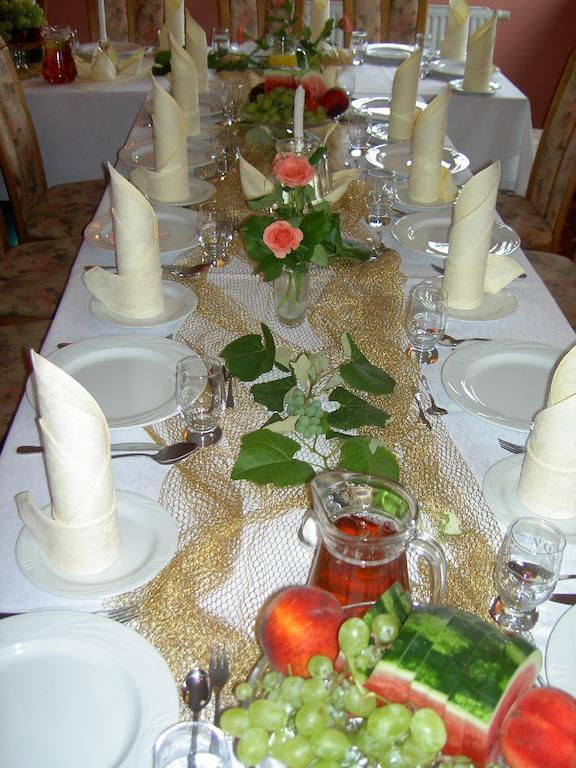 Hotel Grodzki Познан Екстериор снимка